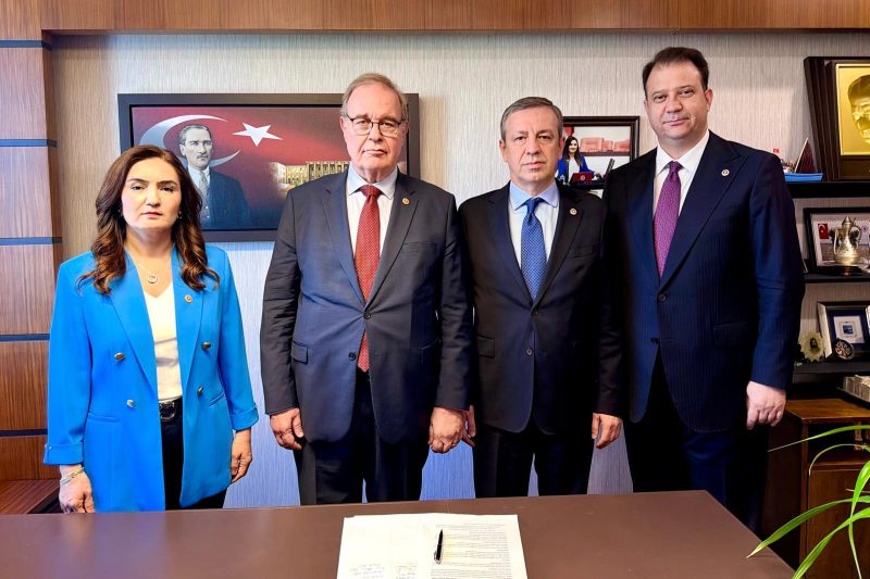 CHP'den Milli Dayanışma Teklifine Destek: Grup Üyeleri de İmzaladı