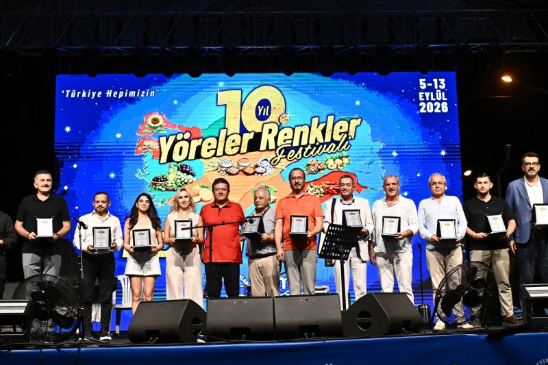 Muratpaşa'da Yöreler Renkler Festivali'nde İç Anadolu Rüzgarı Esti