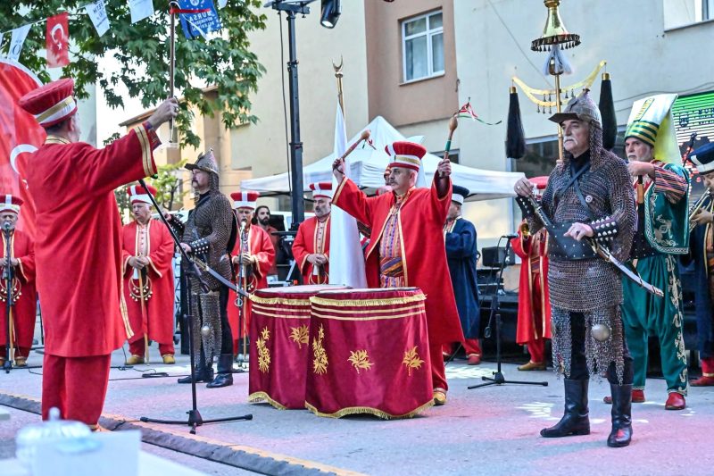 Bursa'nın Fethi'nin 700. Yılı Orhaneli'de Coşkuyla Kutlandı