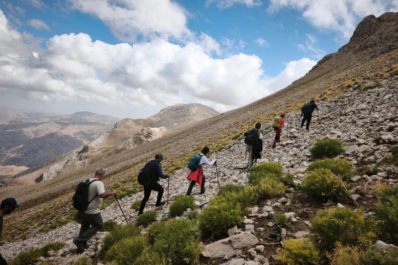 Doğaseverler 2.978 Metrelik Mereto Zirvesinde Unutulmaz Anlar Yaşadı