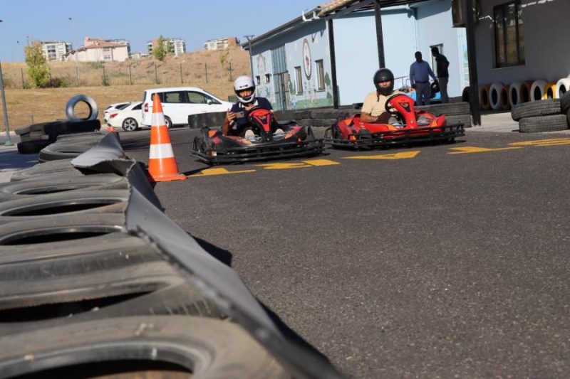 Şanlıurfa'da Yeni Heyecan Merkezi: Go-Kart Pisti Açıldı