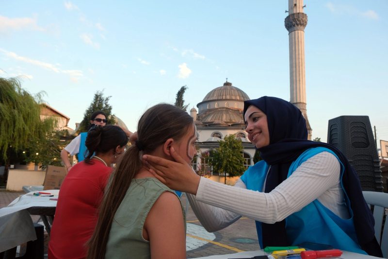 Sakarya'da Çocuklar 'Mahallemde Neşe Var' Etkinliğiyle Söğütlü Yeniköy'de Buluştu