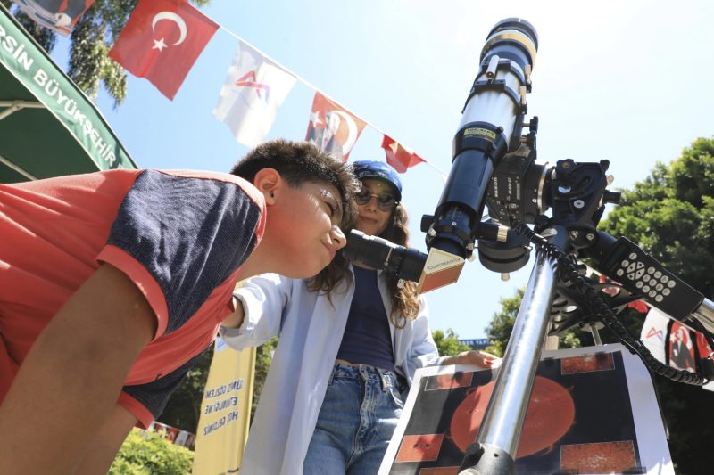 Mersin'de Bilim Merkezinin İlçelerdeki Atölye Çalışmaları Devam Ediyor