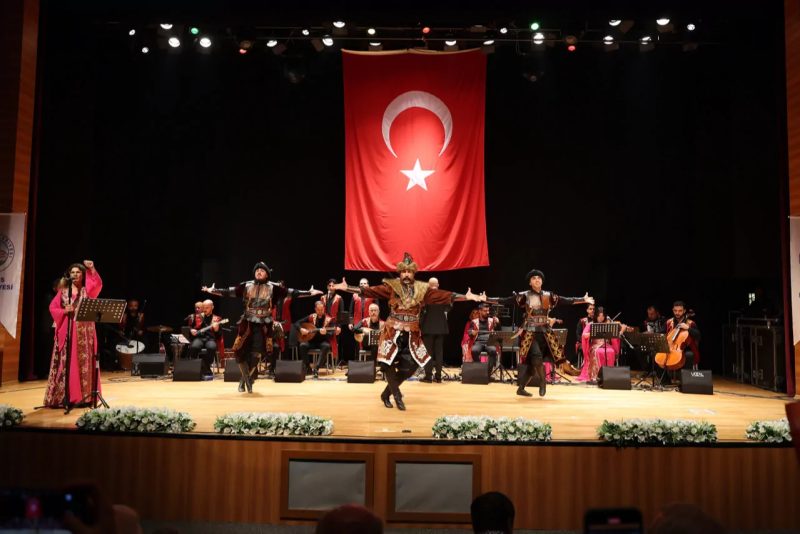 2. Talas Türk Dünyası Şair ve Yazarlar Buluşması Başlıyor: 13 Ülkeden 33 Sanatçı Katılacak