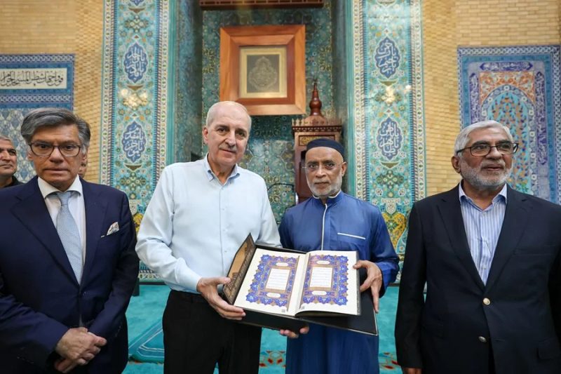 TBMM Başkanı Kurtulmuş, Lizbon'da Müslüman Toplum Temsilcileriyle Bir Araya Geldi