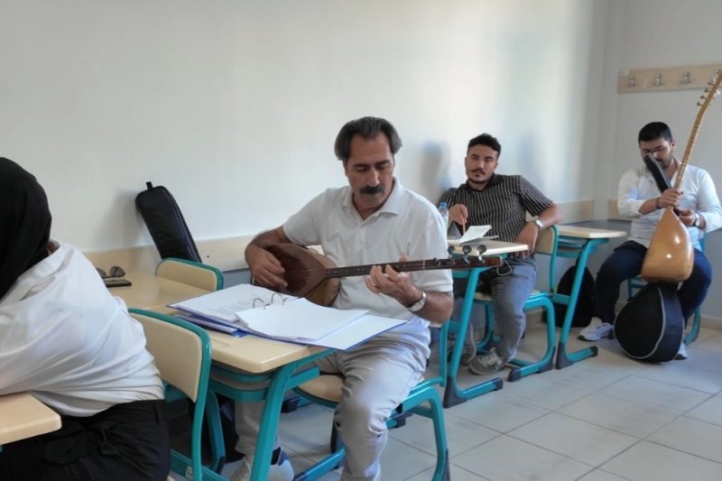 KAYMEK Şiir Atölyesiyle Halk Şiiri Geleneğini Geleceğe Taşıyor