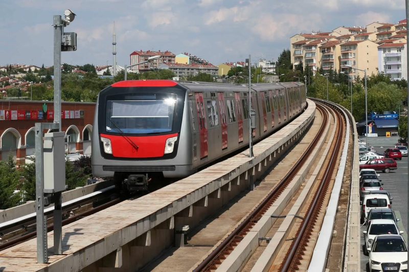 Ankara'da Öğretmenlere Aylık 100 Binişlik Abonman Desteği Başladı