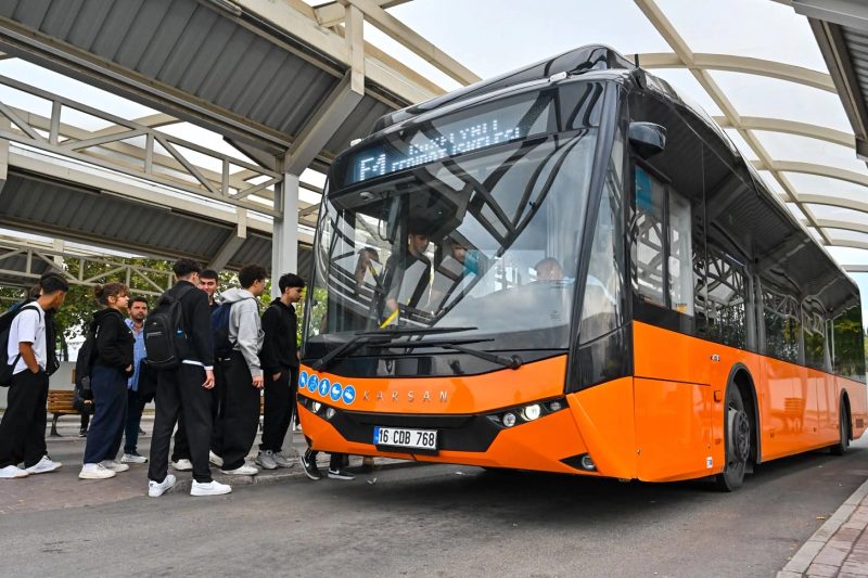 Bursa'da Elektrikli Otobüs Dönüşümü Hızlanıyor: 2027'ye Kadar 54 Araç Filoya Katılacak