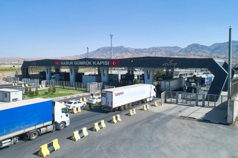 Habur Sınır Kapısı'ndan 2026 Yılında Günlük TIR Çıkış Rekoru: 2 Bin 454 Araç