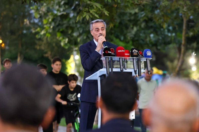 Söğütlü'ye 2027'de Sosyal Gelişim Merkezi Kurulacak